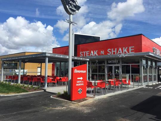 porte-fenetre-alu-steak-n-shake